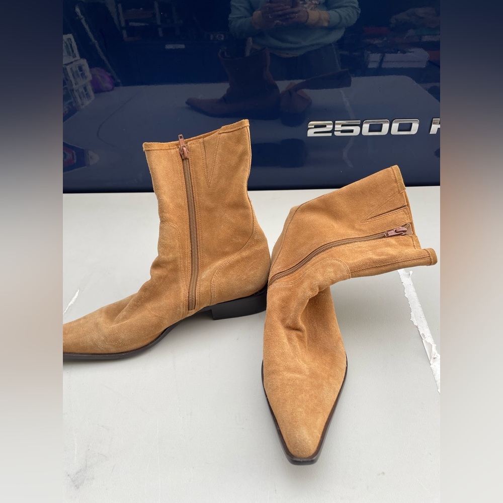 Women’s Suede short brown pointed boots